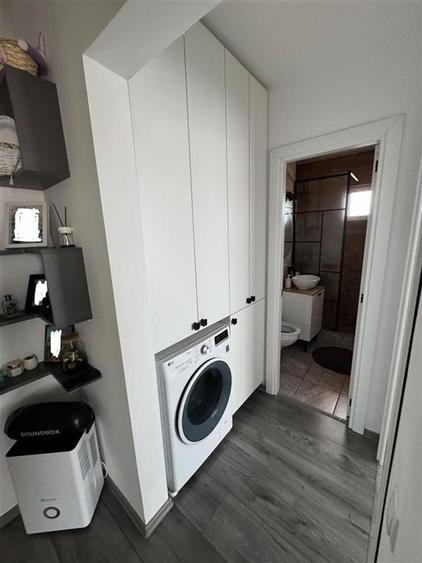 Apartament cu 3 camere decomandat, mobilat în Vasile Aaron