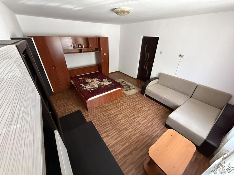 Garsonieră decomandată în Calarași 4