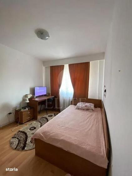 Apartament cu 4 camere decomandat în Mărăști