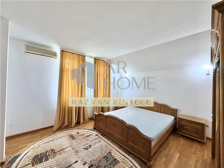 Duplex cu 4 camere cu Teren 614 Mp în Bucov