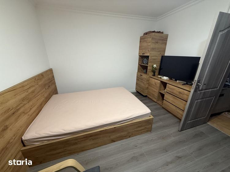 Apartament cu 2 camere decomandat în Titan