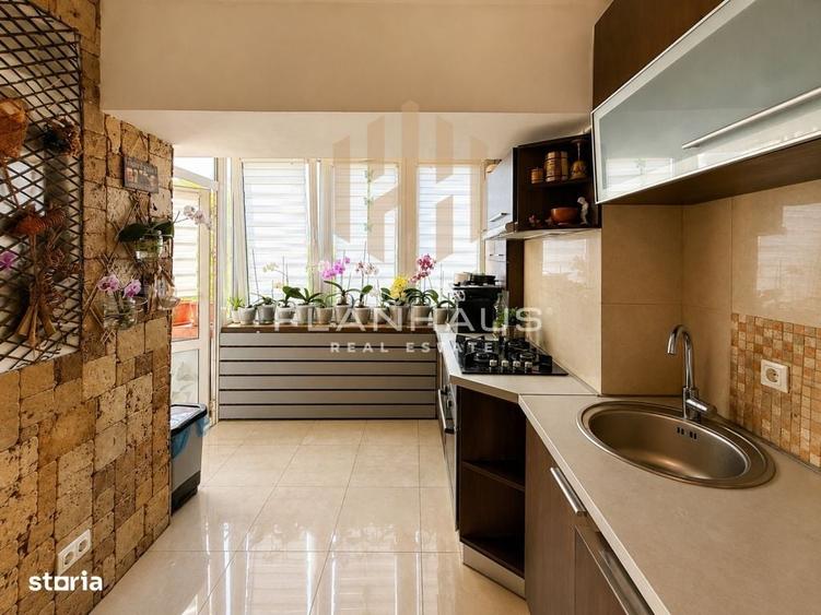 Apartament cu 3 camere decomandat în Traian