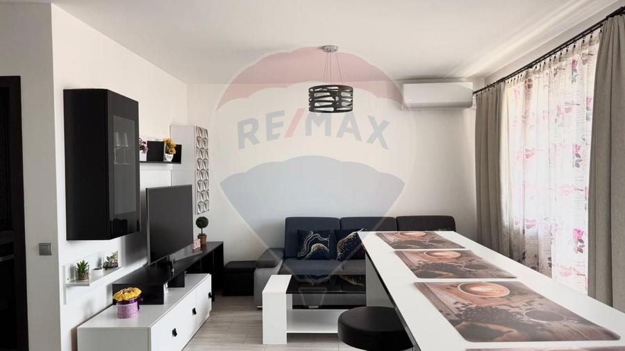 Apartament cu 3 camere semidecomandat, mobilat în Mărăști