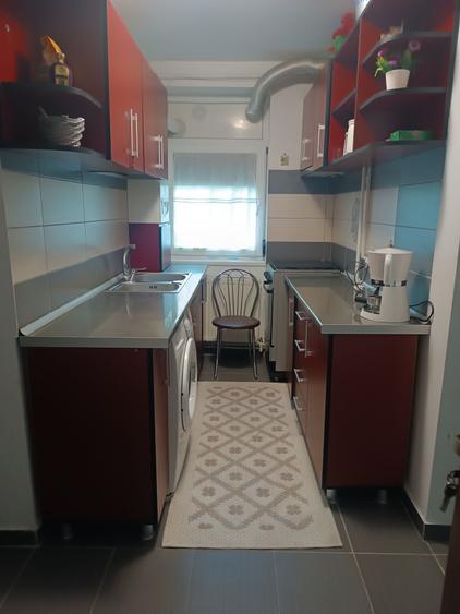 Vand apartament Strada Parului Nr 1 - 2