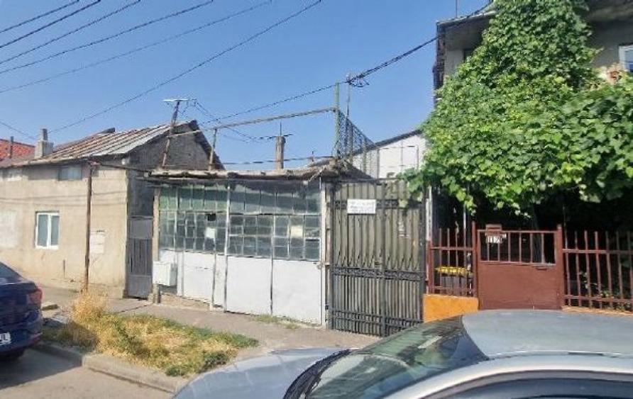 Casă cu 2 camere cu Teren 83 Mp în Central
