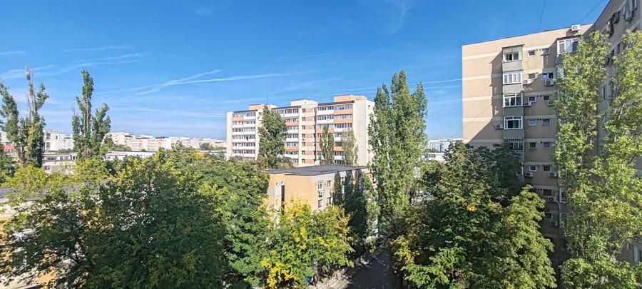 Apartament cu 2 camere nedecomandat în Rahova