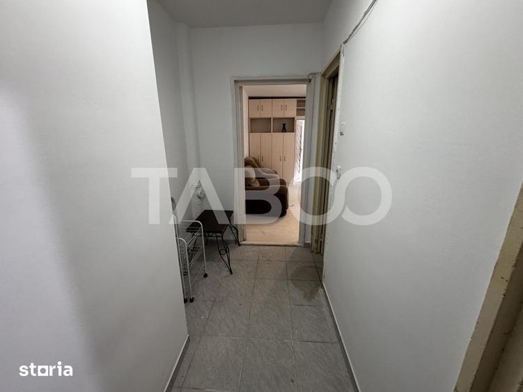 Apartament cu 2 camere nedecomandat, mobilat în Mihai Viteazul