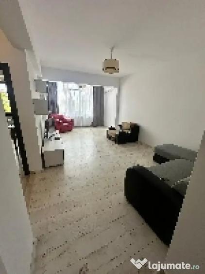 Apartament cu 2 camere semidecomandat în Fundeni