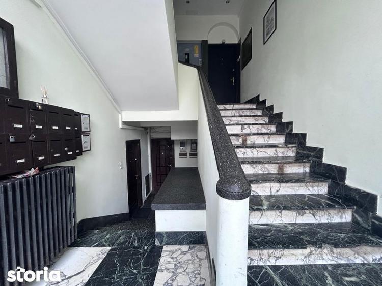 Apartament cu 3 camere, mobilat în Dacia