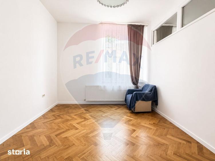 Apartament cu 4 camere în Centrul Istoric