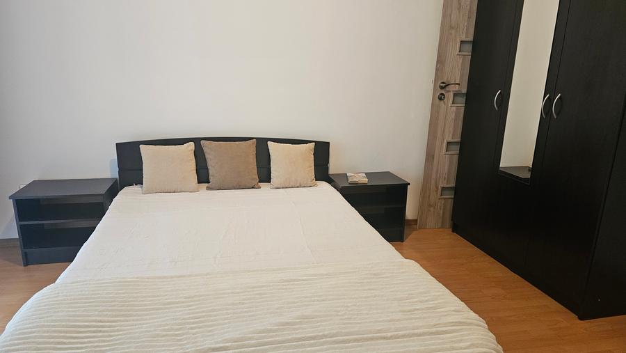 Apartament cu 2 camere semidecomandat în Națiunile Unite