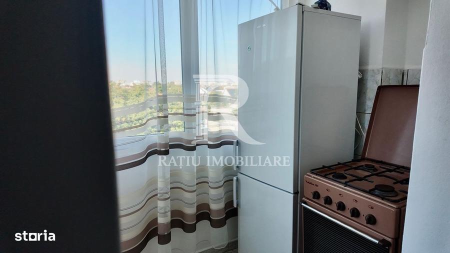 Apartament cu 3 camere decomandat în Salca