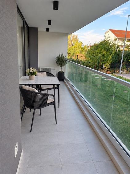 Apartament cu 2 camere semidecomandat în Lipovei