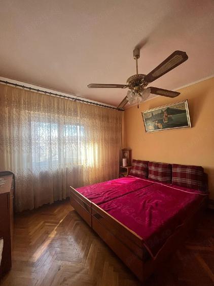 Apartament cu 2 camere decomandat în Confecții