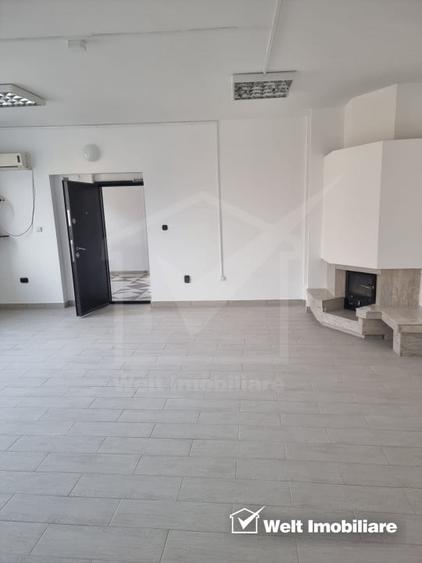 Casă individuală cu 14 camere cu Canalizare în Zorilor