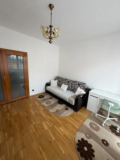 Apartament cu 2 camere decomandat în Ștrand