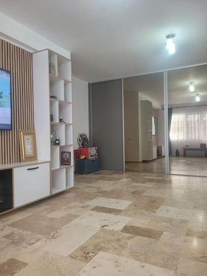 Apartament cu 2 camere decomandat, mobilat în Viile Noi