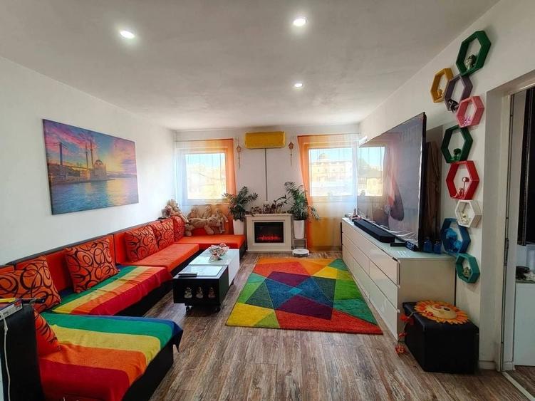 Apartament cu 2 camere semidecomandat în Unirii