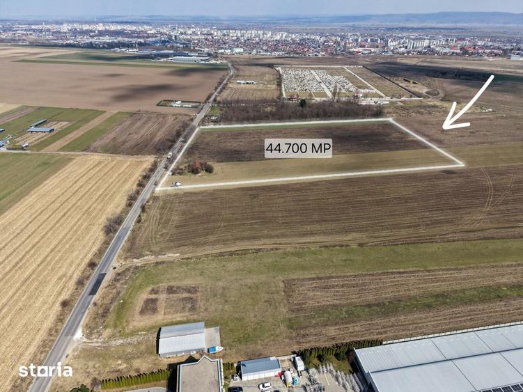 Spațiu comercial, de 44,700 mp, în Republicii
