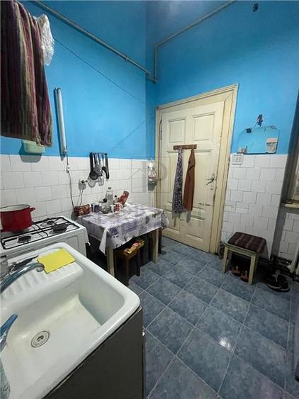 Apartament cu 3 camere circular în P-ța Unirii