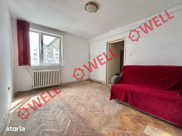 Apartament cu 3 camere decomandat în Sud