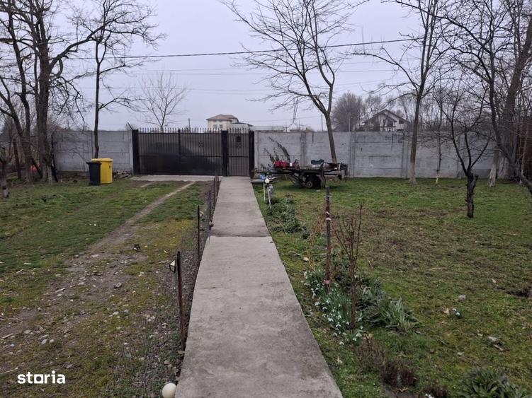 Casă cu 4 camere în Preajba