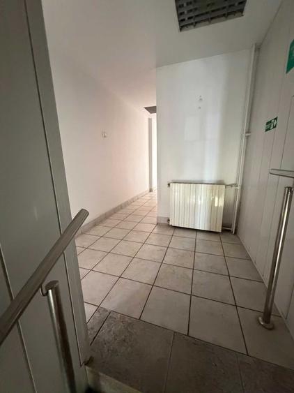 Spațiu comercial, de 625 mp, în Central