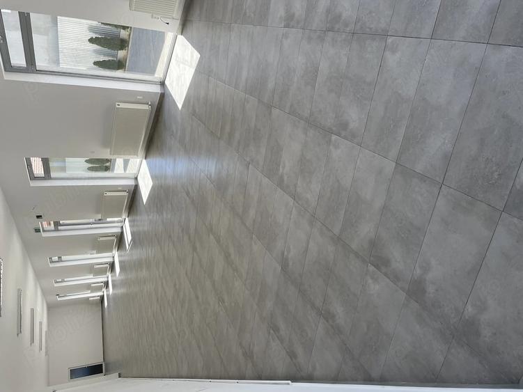 Spațiu comercial, de 160 mp, în Central