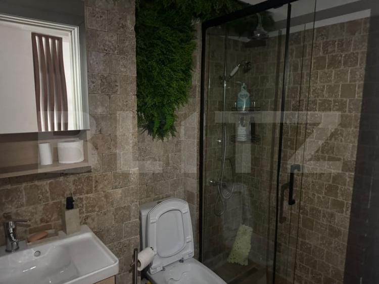 Garsonieră decomandată în Central