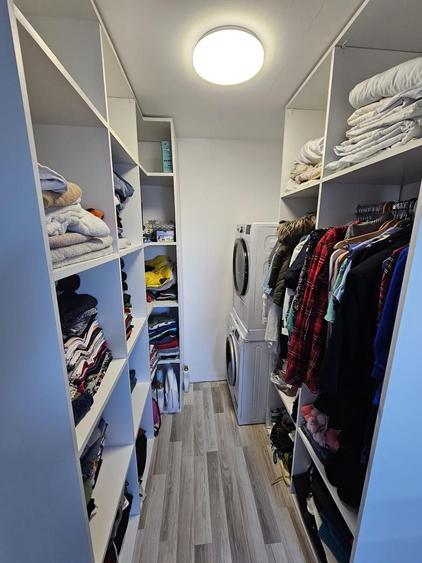Apartament cu 3 camere decomandat în Jucu