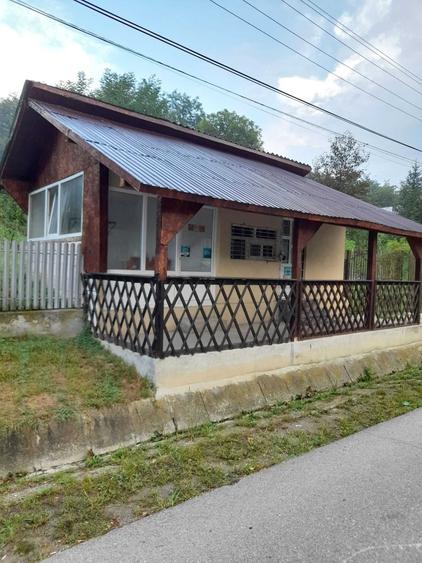 Casă cu 4 camere în Ariceștii Zeletin