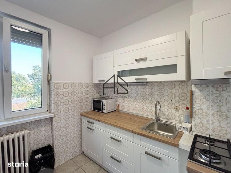De inchiriat | Apartament cu 3 camere, bucatarie inchisa | Centru - 3