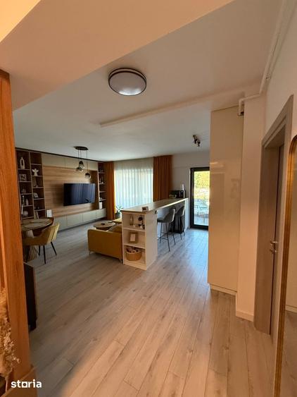 Apartament cu 2 camere decomandat în Central