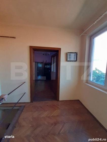 Casă cu 4 camere cu Teren 1060 Mp în Central