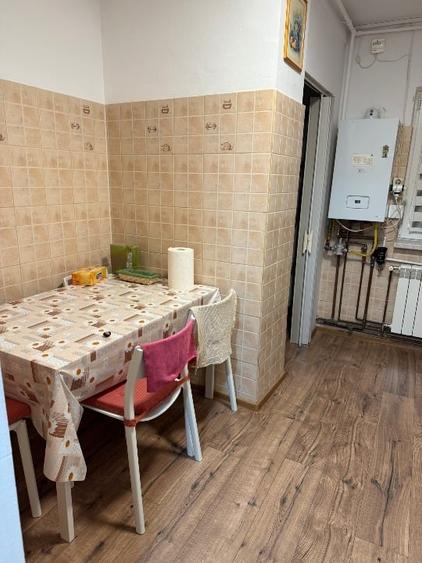 Apartament cu 3 camere semidecomandat, mobilat în Șagului
