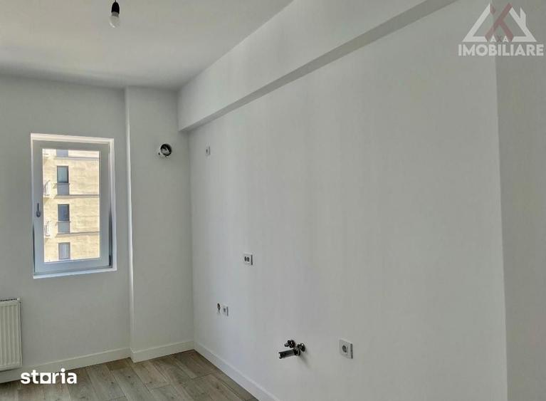 Apartament cu 3 camere în Baza 3