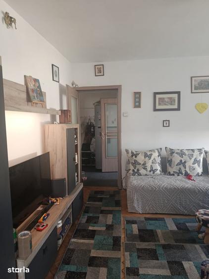 Apartament cu 3 camere în 1 Mai