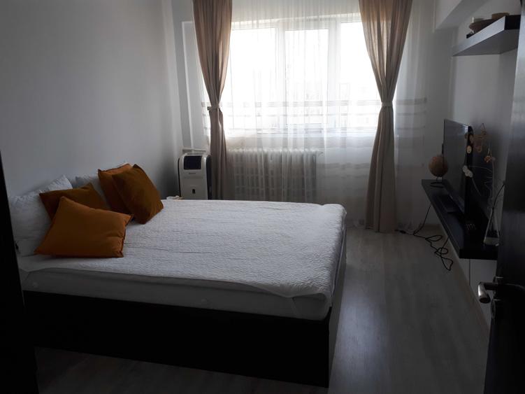 Apartament cu 2 camere decomandat în Obor