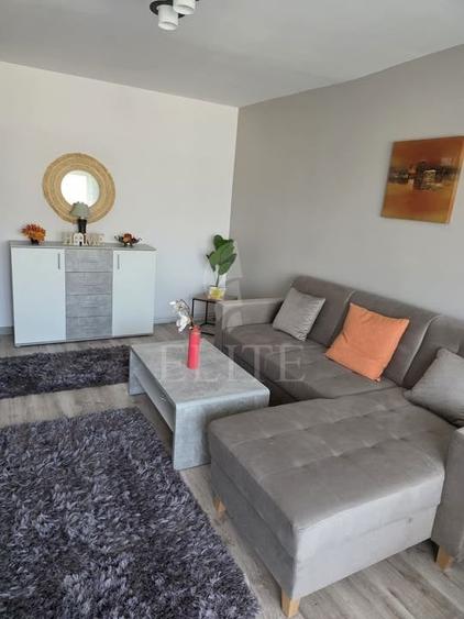 Apartament cu 3 camere decomandat, mobilat în Mărăști