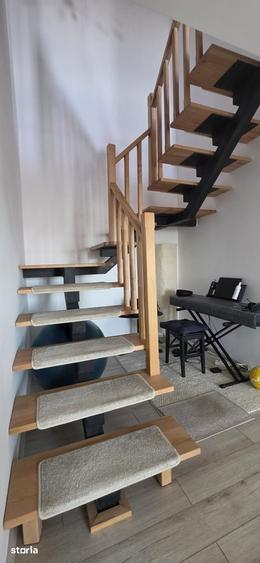 Apartament cu 3 camere în Drumul Taberei