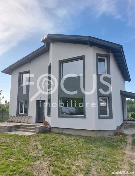 Casă cu 5 camere în Central