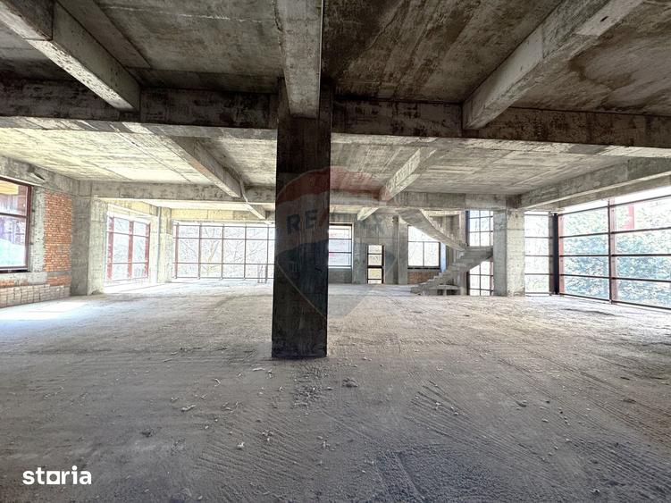 Spațiu comercial, de 1,446 mp, în Ștefan cel Mare