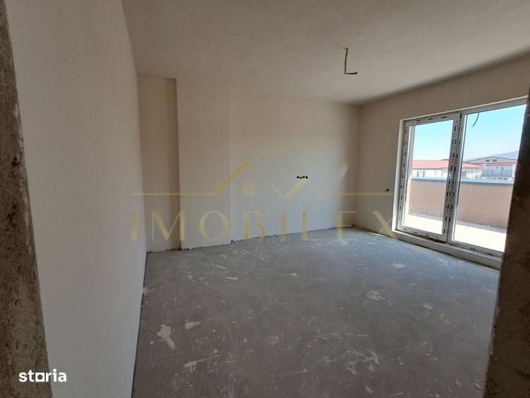 Apartament cu 4 camere în Florești