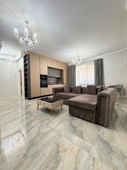 Apartament cu 2 camere semidecomandat, mobilat în Florești — fotografia 2