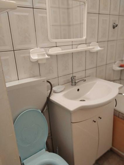 Apartament cu 2 camere semidecomandat în Hipodrom