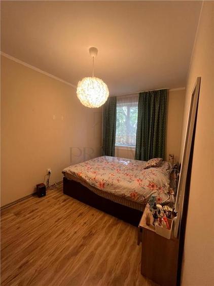 Apartament cu 2 camere semidecomandat, mobilat în Brâncoveanu