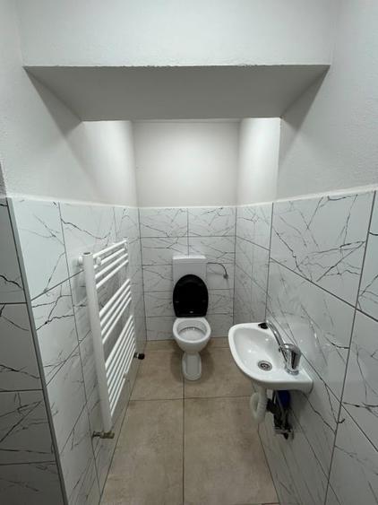 Apartamente de închiriat la casă, 2 camere, 70 mp, curte comună, Sighișoara - 7