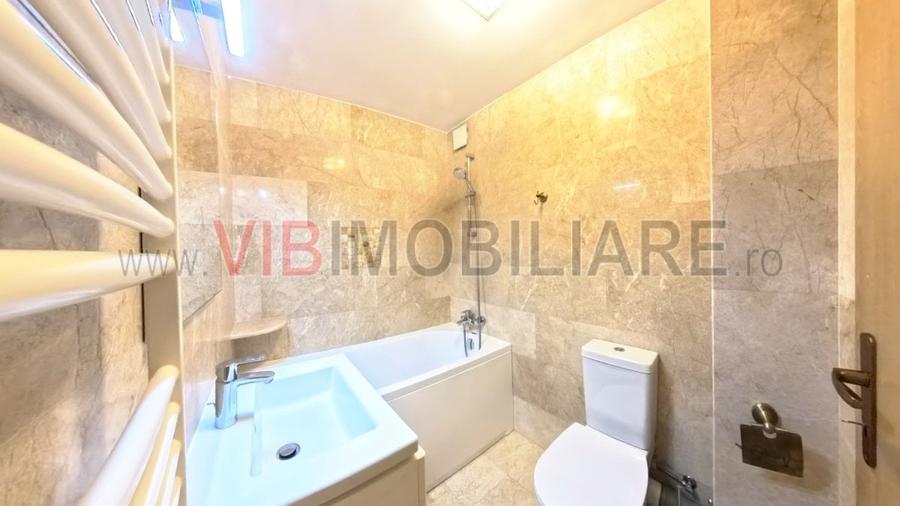 Apartament cu 3 camere semidecomandat, mobilat în Arcul de Triumf