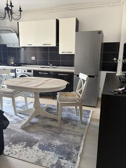 Apartament cu 2 camere decomandat în Berceni