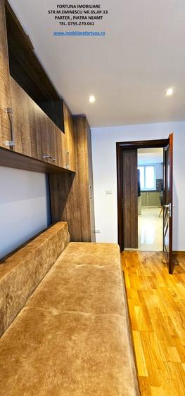 Apartament cu 3 camere decomandat în Central